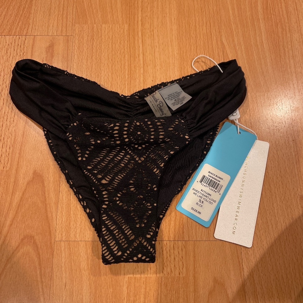 BEACH BUNNY BIKINI BOTTOM